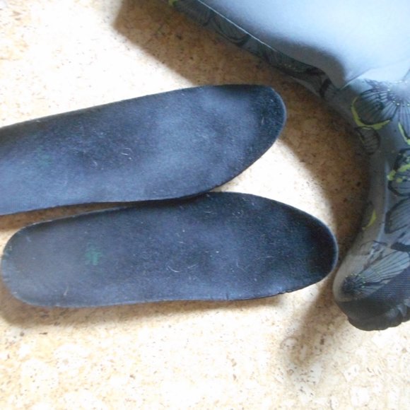 Estate sale - WOODS pull up rain boots size US size women 9 - Picture 3 of 5